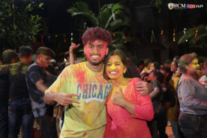 clicking picture holi 2025