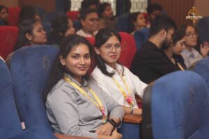 College students attend Samvad Vivaad at Brahmastra, India’s best college festival at top management college.