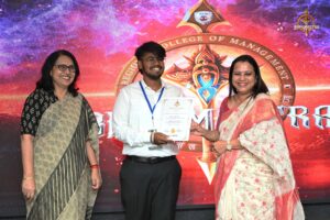 Certificate distribution to participants of the Chakravyuh Management & Tech Quiz during NITI-TANTRA 2025.