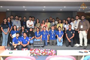 Group photo of judges, participants, and students at the Chakravyuh Management Tech Quiz during NITI-TANTRA at RCM.