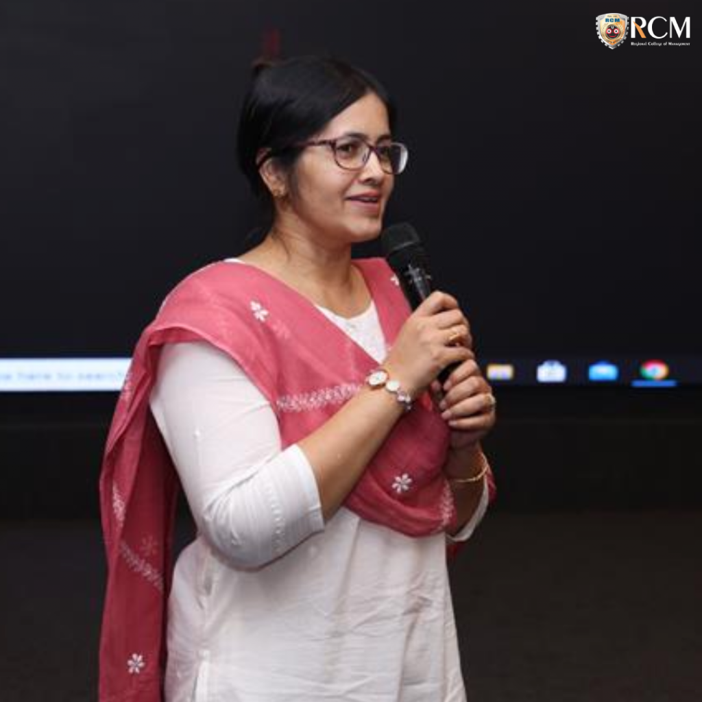 speaker - sanghamitra pal